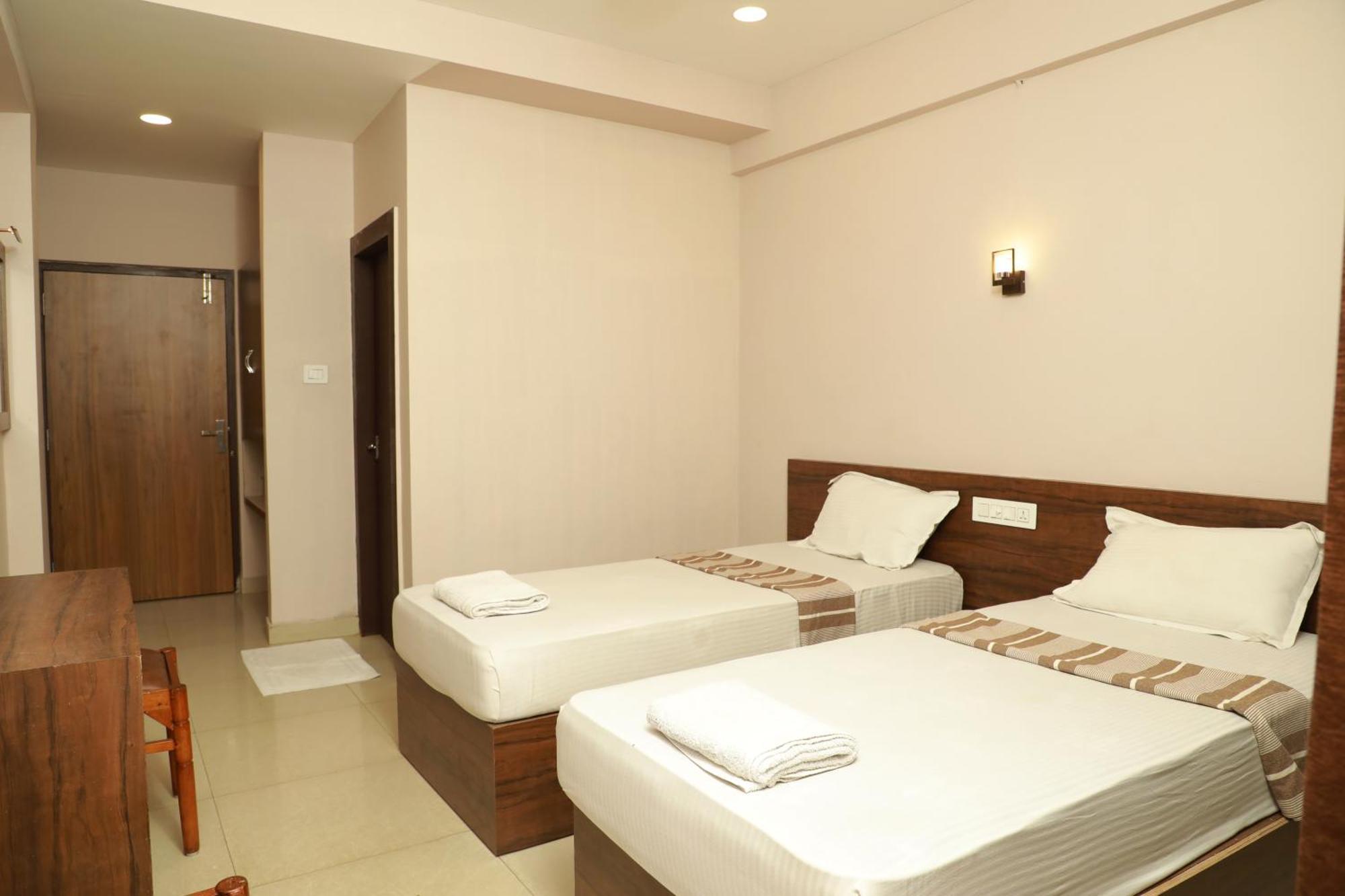 Plaza Tourist Home Kannur Εξωτερικό φωτογραφία